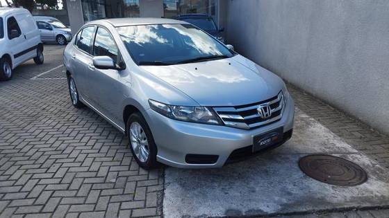 HONDA CITY 1.5 LX 16V FLEX 4P MANUAL HONDA CITY 1.5 LX 16V FLEX 4P MANUAL